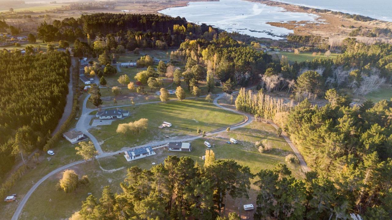 Spencer Beach Top 10 Holiday Park Christchurch Exterior photo