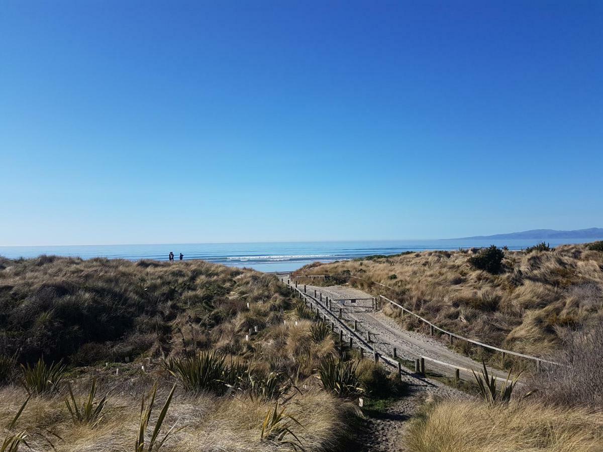 Spencer Beach Top 10 Holiday Park Christchurch Exterior photo